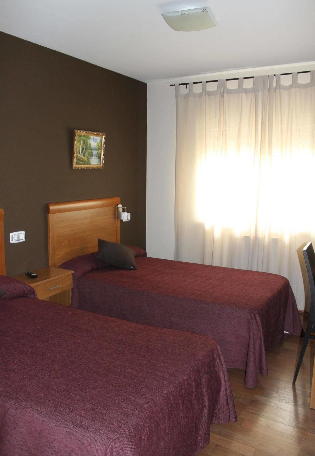Hotel Dpcristal Sarria Exterior foto